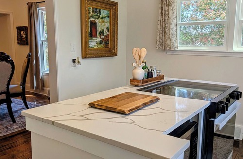 Stone Mountain Historic Village House | Stone Mountain Village Historic Home on Hamilton Street