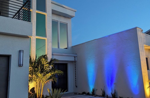 Ormond-by-the-Sea Villa | Striking Villa - Catagory 5 - w/pool, WiFi in fantastic Ormond Beach