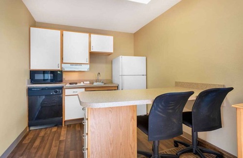 Malvern Hotel | Studio 6 Corporate Extended Stay Philadelphia Malvern Swedesford Rd. PA