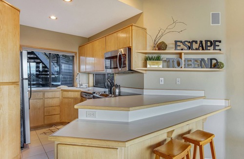 Century West Condo | Summer in Bend at a Greatly Reduced Rate Due to Construction - READ DESCRIPTION