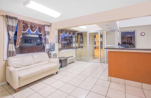 Jasper Hotel | Super 8 by Wyndham Jasper