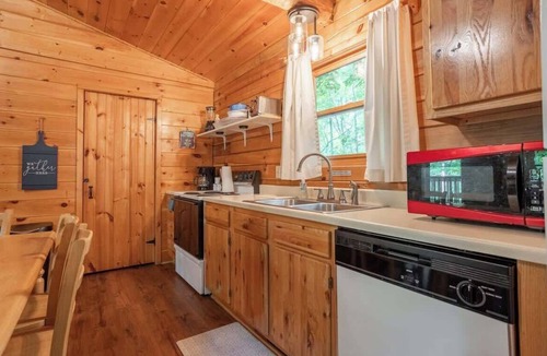 Shell Knob Cabin | Table Rock Lake Cabin - Sassafras #14 with Lake Access, Hot Tub, Outdoor Pool