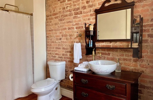 Welcome Cabin | Tanglewood Inn