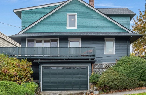 Lower Queen Anne House | Tatalias House