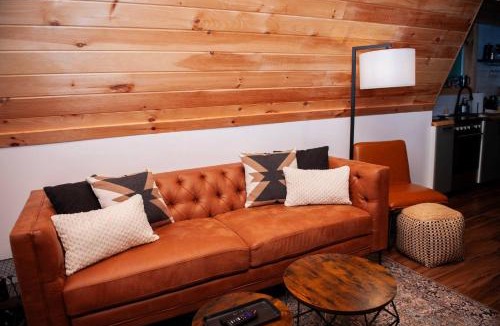 Stamford House | The A-Frame on Pudding Hill - with Hot Tub and Outdoor Shower