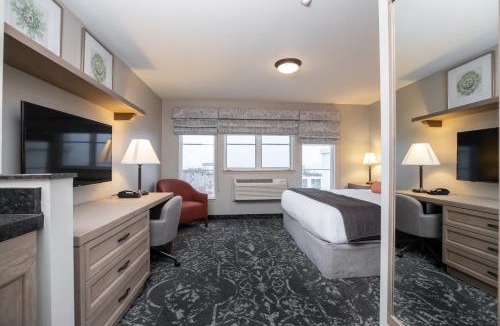 Lower Queen Anne Hotel | The Mediterranean Inn