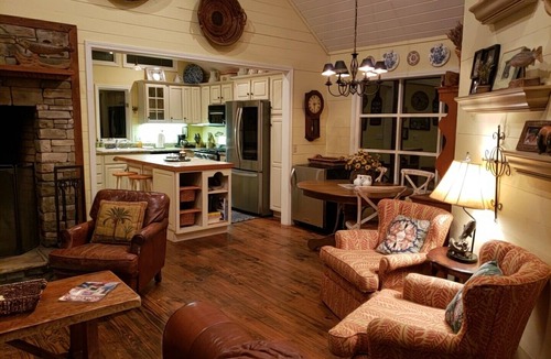Highlands Cabin | The MillStone Cabins *Highlands 2 Cabins on Fly Fishing River