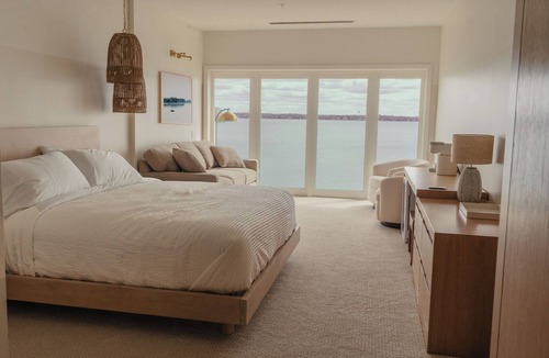 Spring Park Hotel | The Shoreline Hotel