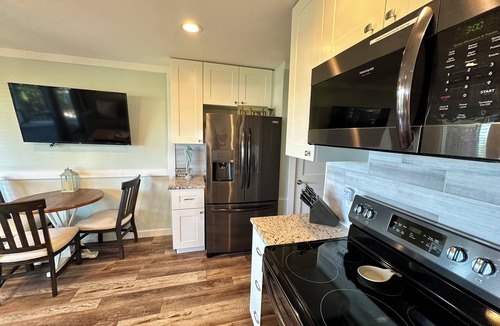 Hilton Head Island Condo | Totally Beachin' Coligny OceanViews w/new bikes/chairs