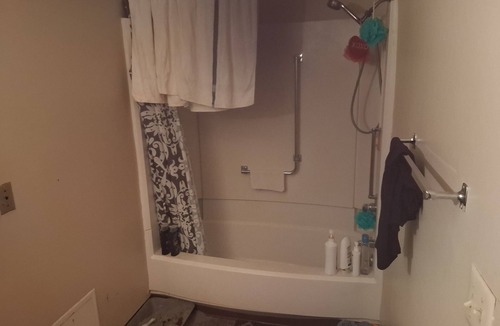 Sikeston Apartment | Tranquil 2-bedroom apartment with AC in charming Sikeston Missouri
