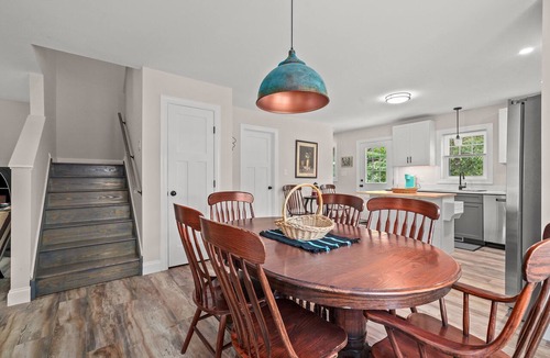 Deep Hole House | Tranquility | New Build, Sleeps 11, Fire Pit, Cornhole + Pet Friendly
