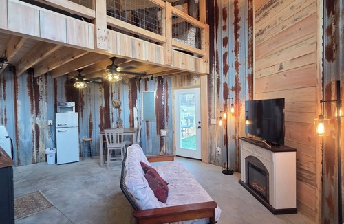 Chickamauga Cottage | Unique farm stay in a lofted 1 bedroom completely furnished silo.