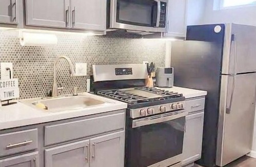 Valley View Apartment | Unique Studio Apartment