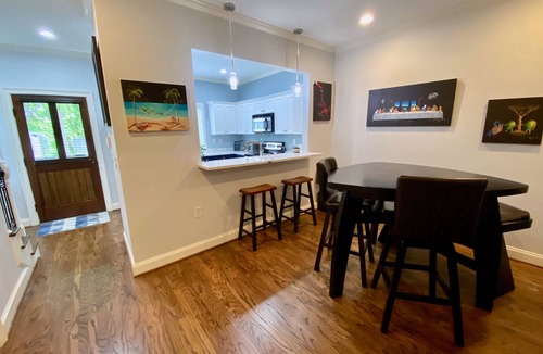 Greenville Downtown Cottage | Updated Cottage Steps from Everything Downtown