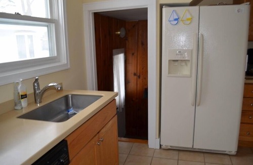 Charlevoix House | VENETIAN'27SEND INQUIRY! Walk to Everything/Fenced Yard/Enclosed Front Porch/AC