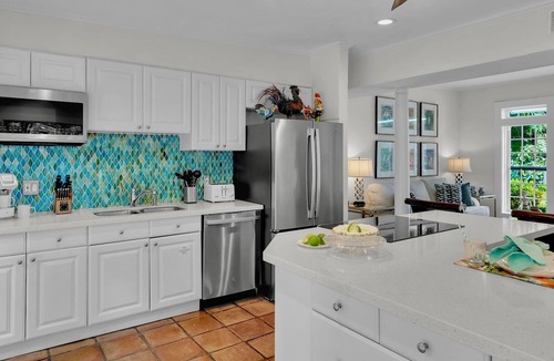 Midtown House | *VILLA PARADISO @ CASA EAST* Home & Pool + Last Key White Glove Service.
