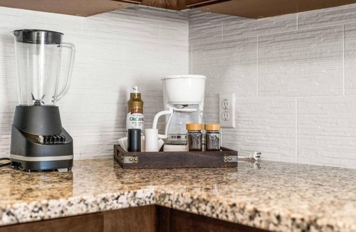 Central Business District Apartment | Virelli Apartments Upscale King Suite in the Heart of Orlando w Pool