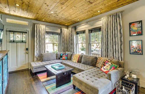 Bouldin House | Walk to SoCo: Home w/Decks & City Views in Austin