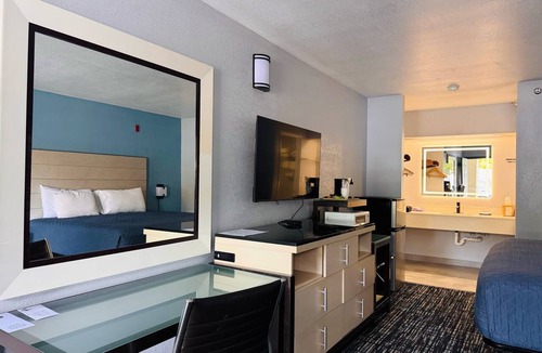 Branson Hotel | Wander Inn