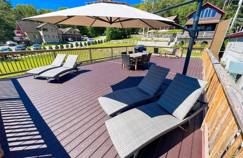Bolton Landing House | Waterfront Lookout