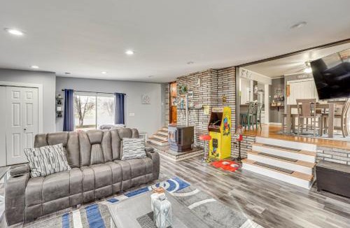 Wallkill House | Waterfront Wallkill Duplex Home w/Fire Pits!