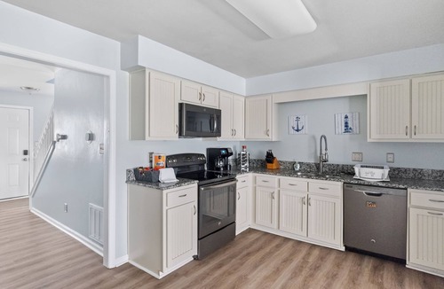 Cottage Line House | Welcome to the Captain's Quarters, a 4 BR luxury furnished monthly rental.