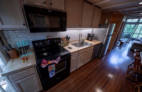 Murphy House | Whimsical A-Frame | Secluded Feel, Close to Town