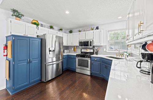 Merriam House | World Cup Home Base | 3BR + King Suite