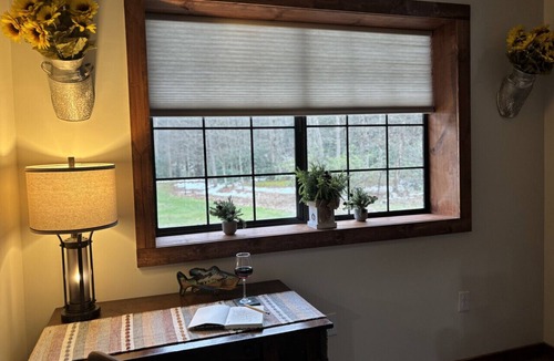 Confluence Cabin | Yough Lake Streamside Cottage w/Hot Tub, Pavilion, Firepit
