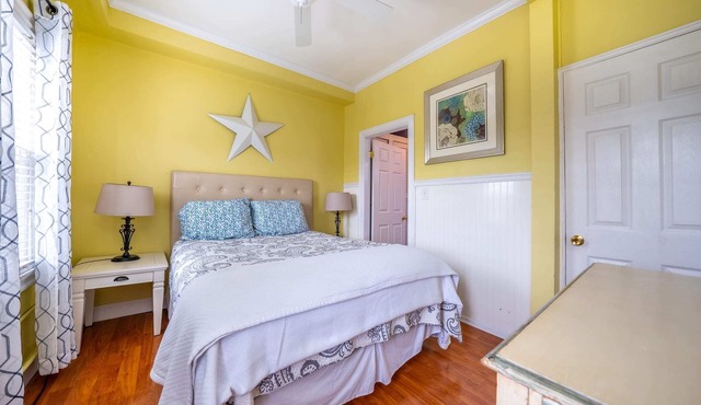 1BR Apt 2 Blocks to Beach & Main Ave | Full Kitchen | Near Asbury Boardwalk