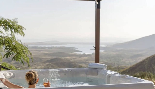 20 Acre Panoramic View Estate | Hot Tub, Pickleball & Game Room