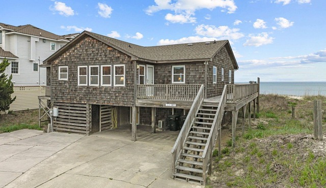 2877 - Carolina Dreamin - Oceanfront Duck Escape w/Hot Tub & Views