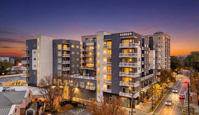 2B2B with Private Balcony Modern & Stylish
