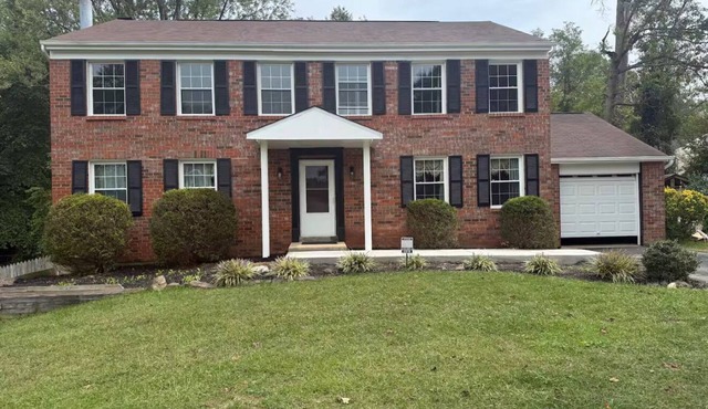4BR Home with TVs, 2.5 bath, 6 bed, pool, Game-room, Gym-room in Bowie MD