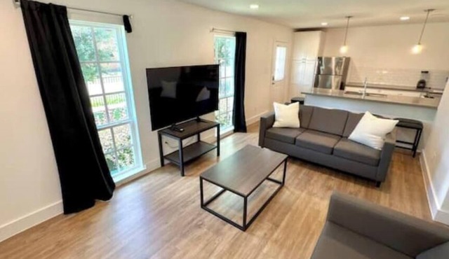 5BR Central Montrose Gem