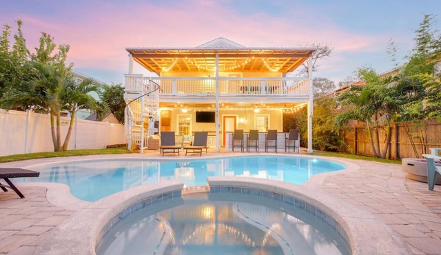 5BR Group Friendly Home w/Pool & Fire Pit