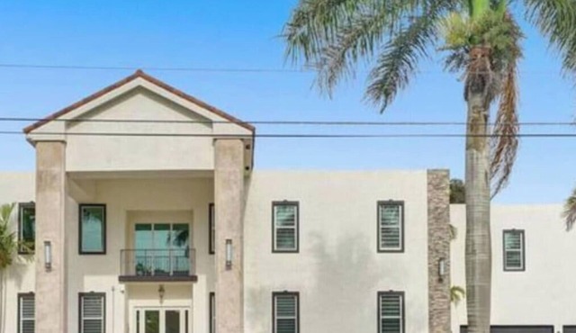 8k+ SF Mansion Cinema/Pool/Game Room