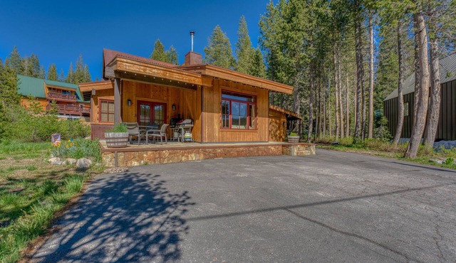 A Serene Mountain Summer Getaway