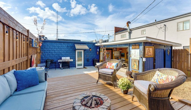 'ArBoCo' Downtown Murphy House w/Courtyard!