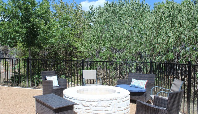 💦Austin Abode - 4 Bedrooms | Pool | Sleeps 11