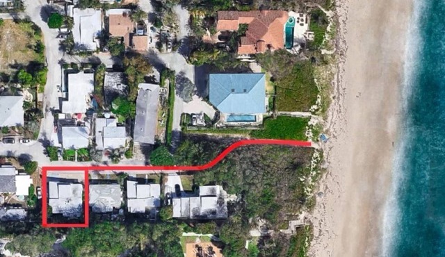 Beach House East of A1A- 3 Bedroom 3 Houses from Beach