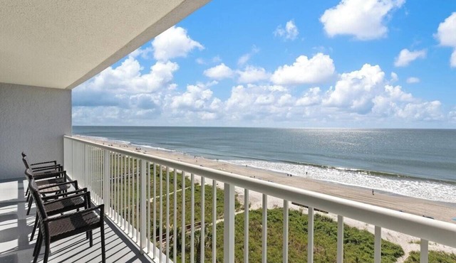 Beach Side Resort perfect location with indoor/outdoor Pools