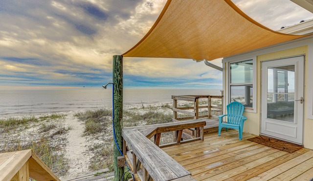 Beachfront Alligator Point Retreat: Steps to Sand!
