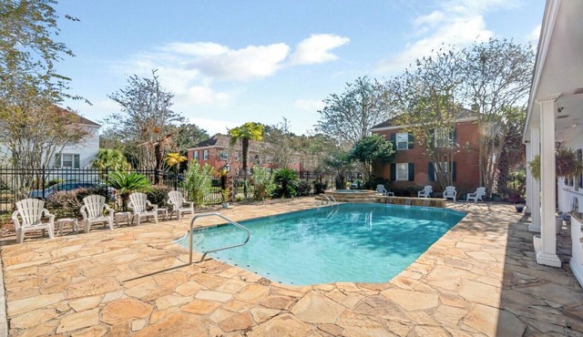 Bella's Midtown Condo