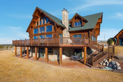 Bitterroot Luxury Home with Expansive Views