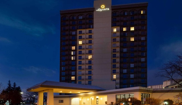 Bloom Hotel