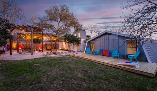Boerne River House~Groups~Main Street~Games~Firepit