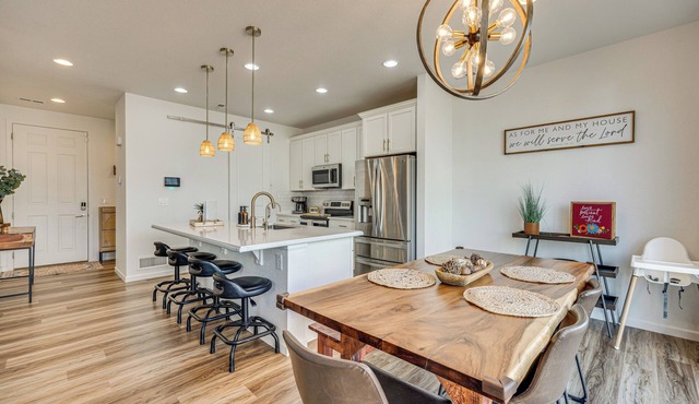 Bright Colorado Springs Home, 10 Mi to Dtwn!
