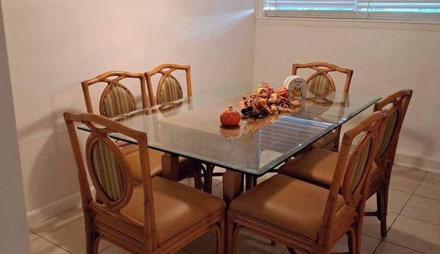 BRUNSWICK TRAVERTINE HOUSE 2 BED 2 BATH