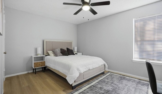 Charming 2 bed 2 bath escape